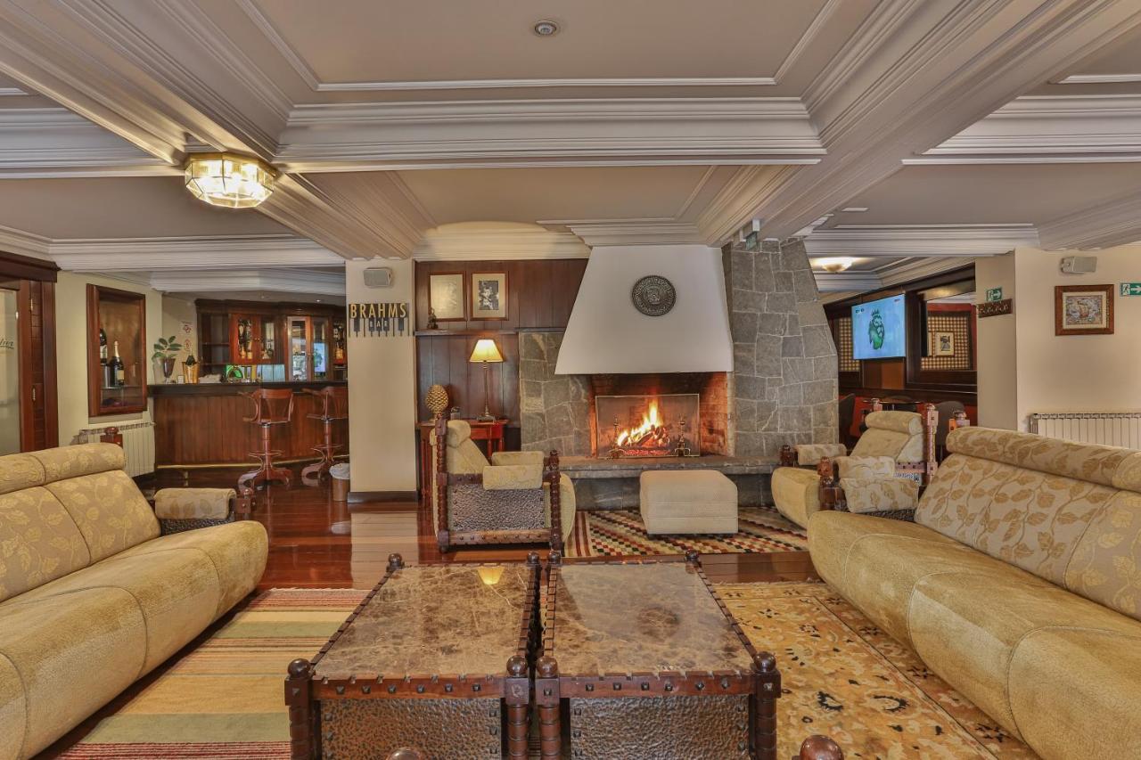 Le Suisse Elegance Hotel Campos do Jordão Esterno foto
